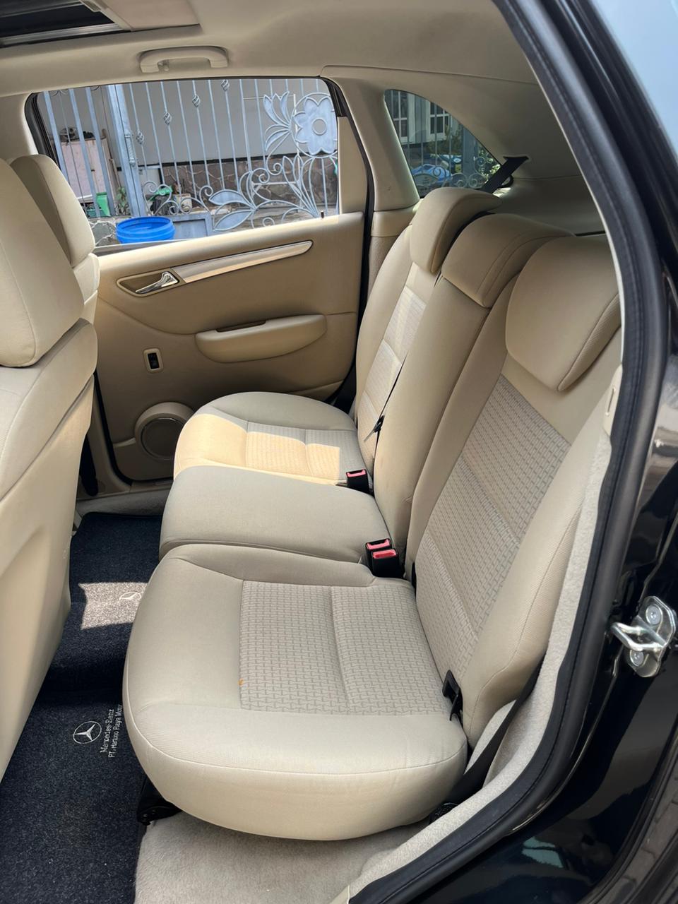 2010 Mercedes Benz B-Class 2010 Mercedes Benz B-Class