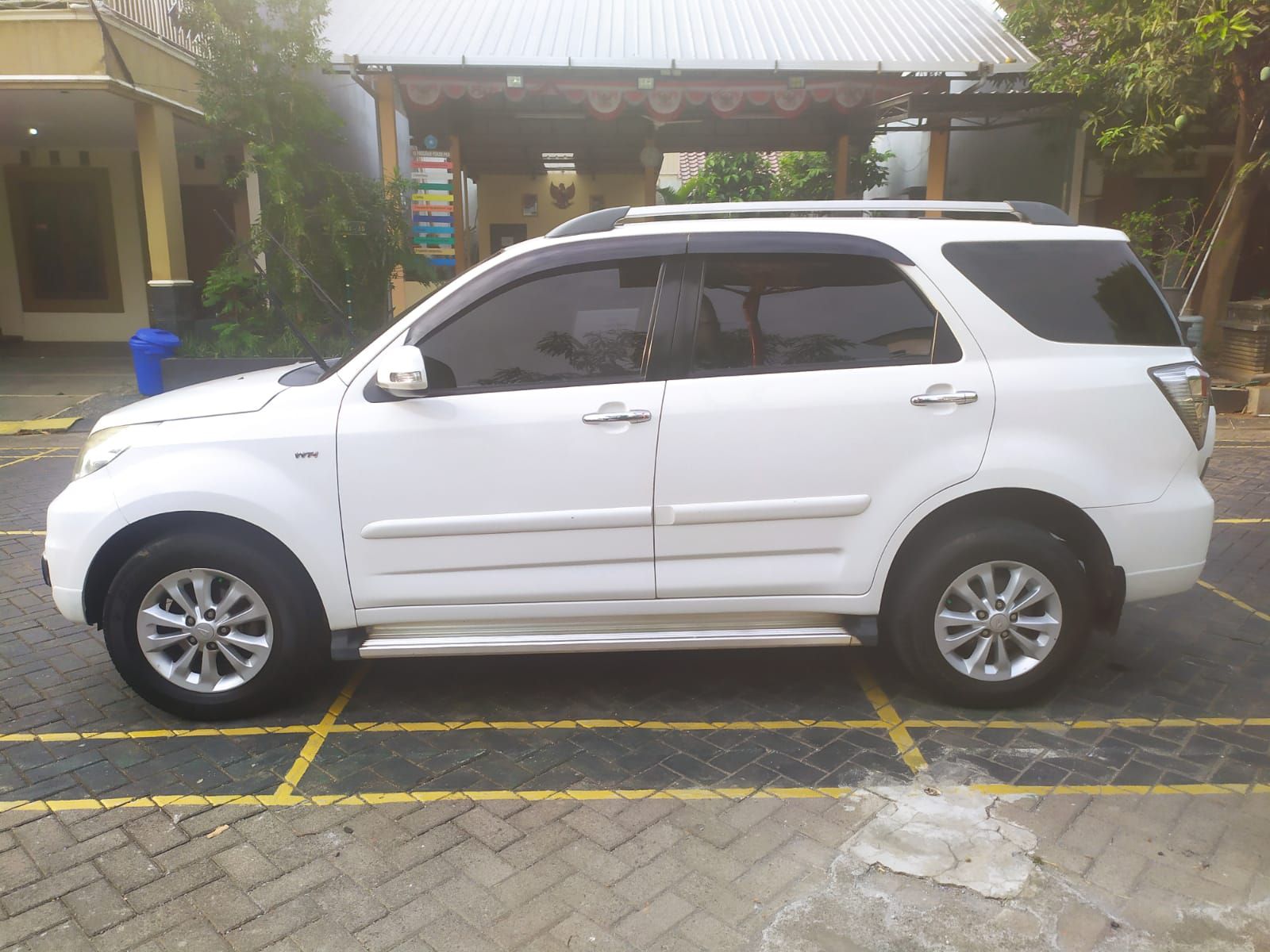 2012 Daihatsu Terios 2012 Daihatsu Terios