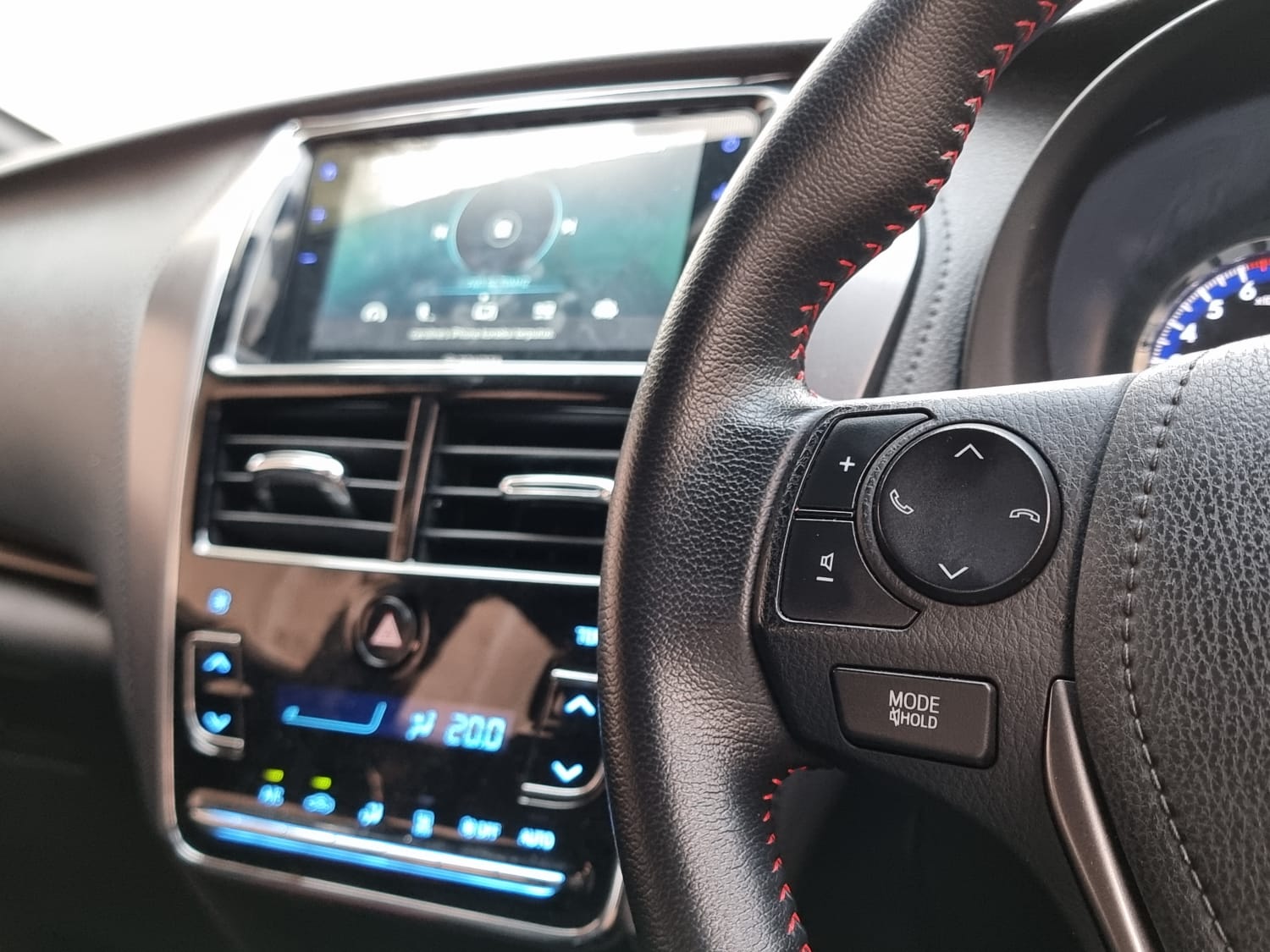 2021 Toyota Yaris 2021 Toyota Yaris