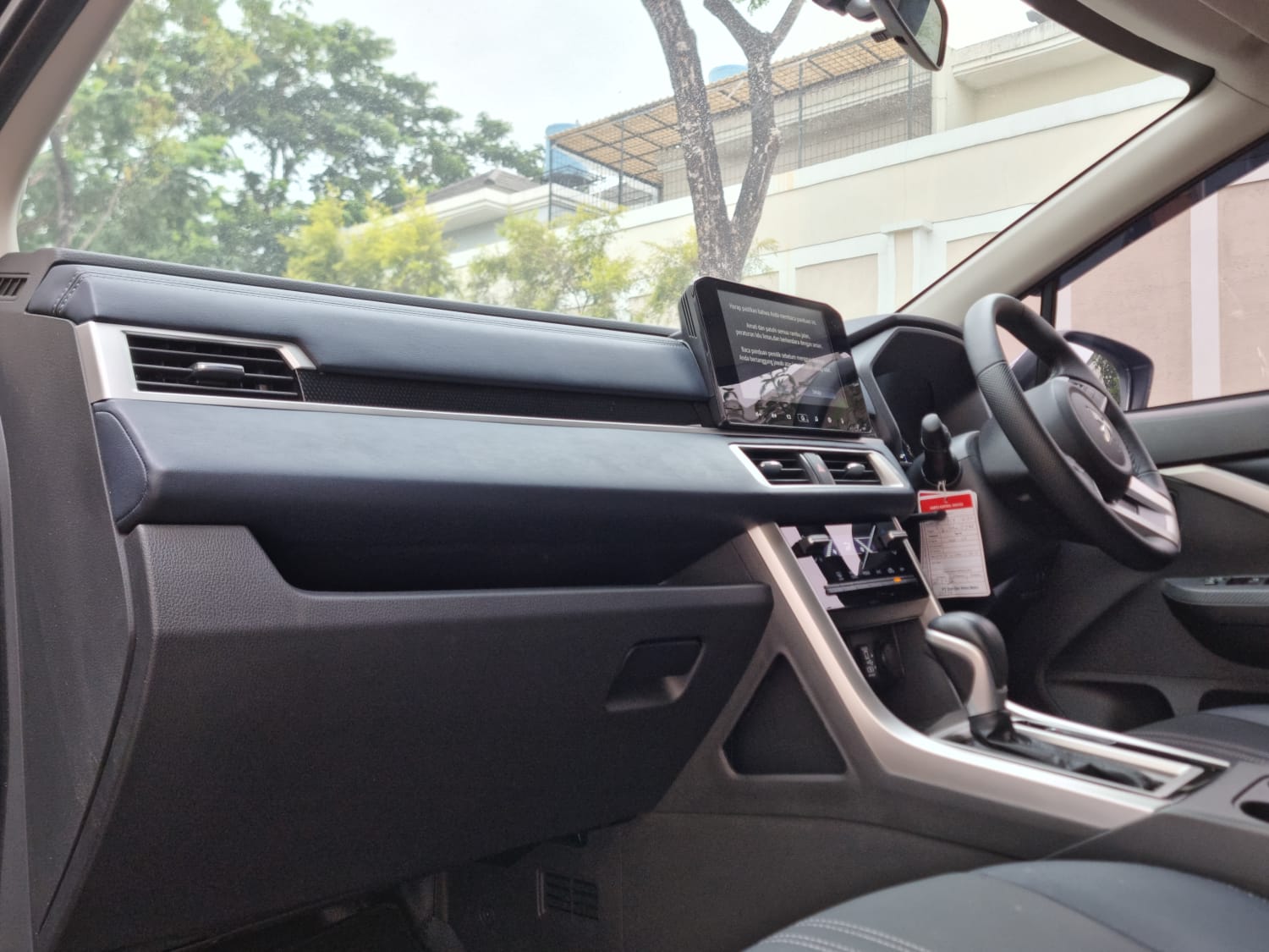 2022 Mitsubishi Xpander Cross 2022 Mitsubishi Xpander Cross