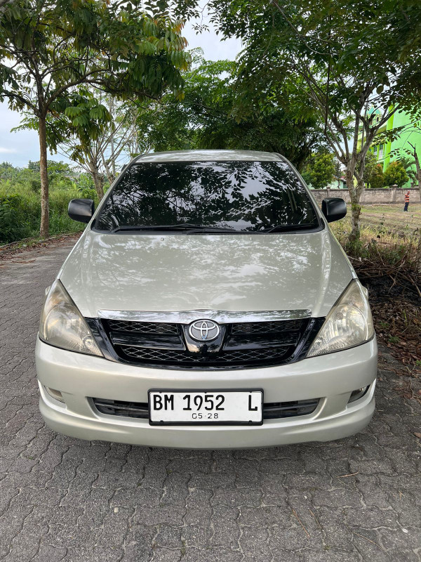 Second Hand 2006 Toyota Kijang Innova Second Hand 2006 Toyota Kijang Innova
