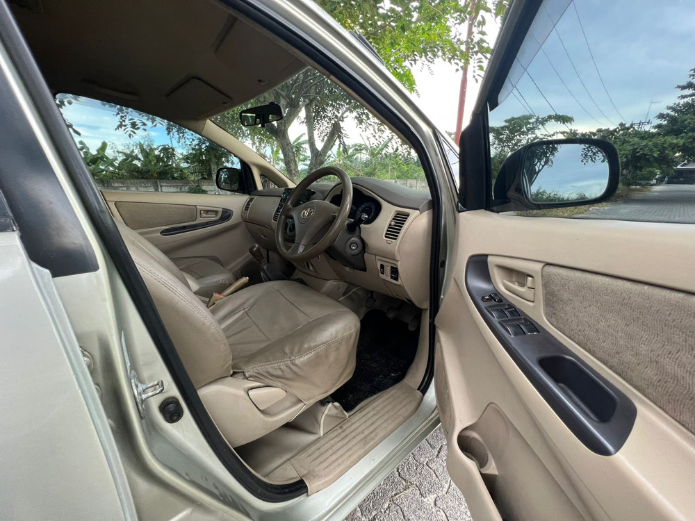 2006 Toyota Kijang Innova 2006 Toyota Kijang Innova