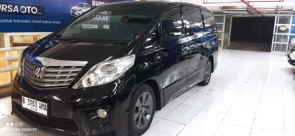 2010 Toyota Alphard Vellfire