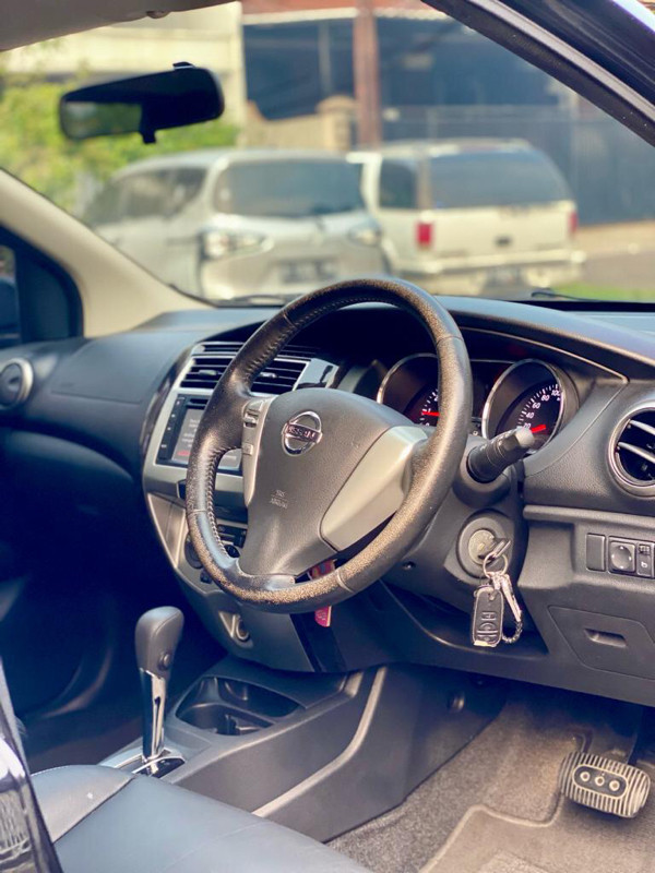 2015 Nissan Grand Livina 2015 Nissan Grand Livina