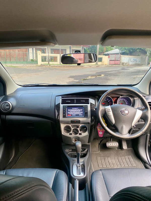 2015 Nissan Grand Livina 2015 Nissan Grand Livina