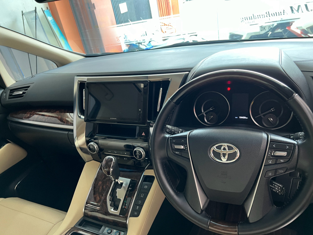 2022 Toyota Alphard 2022 Toyota Alphard