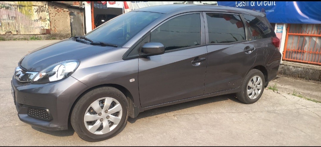 Second Hand 2015 Honda Mobilio Second Hand 2015 Honda Mobilio