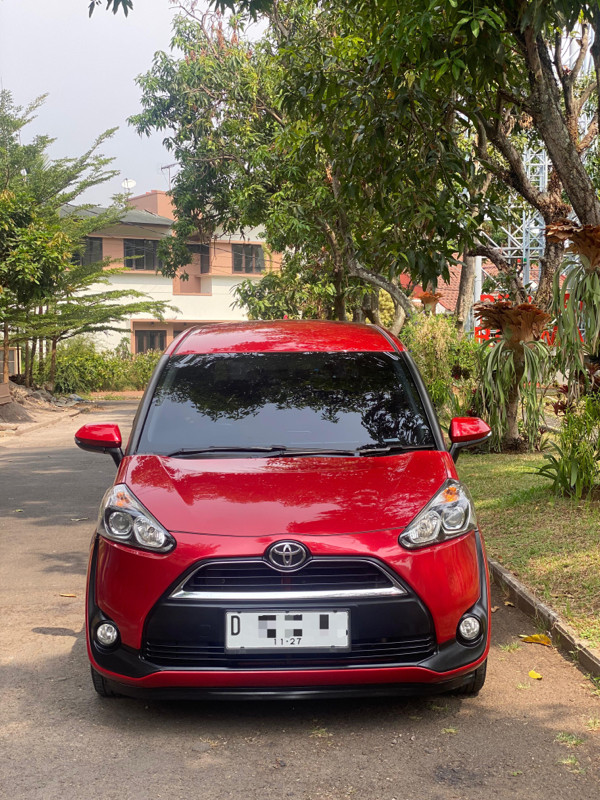 2017 Toyota Sienta 2017 Toyota Sienta
