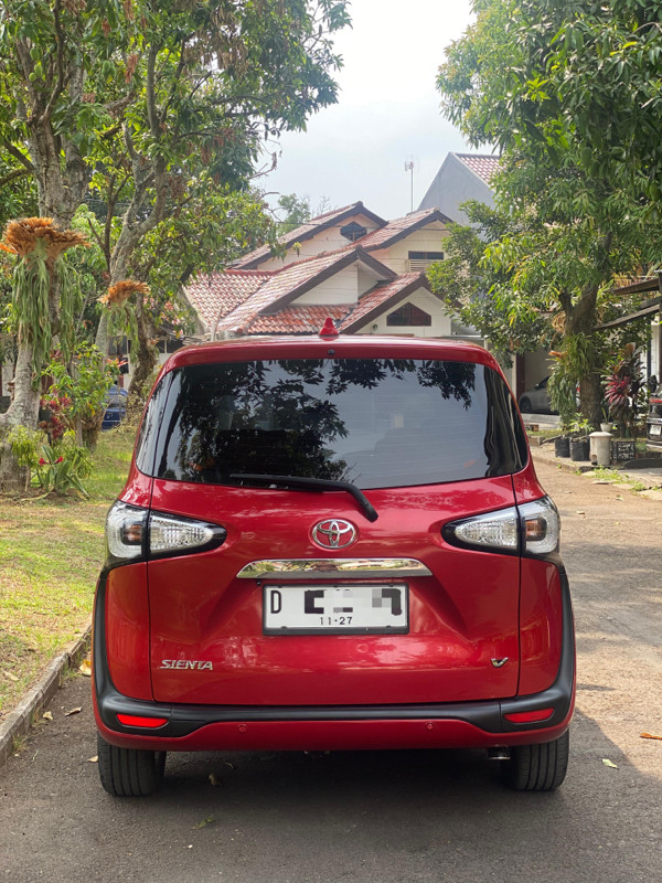 2017 Toyota Sienta 2017 Toyota Sienta