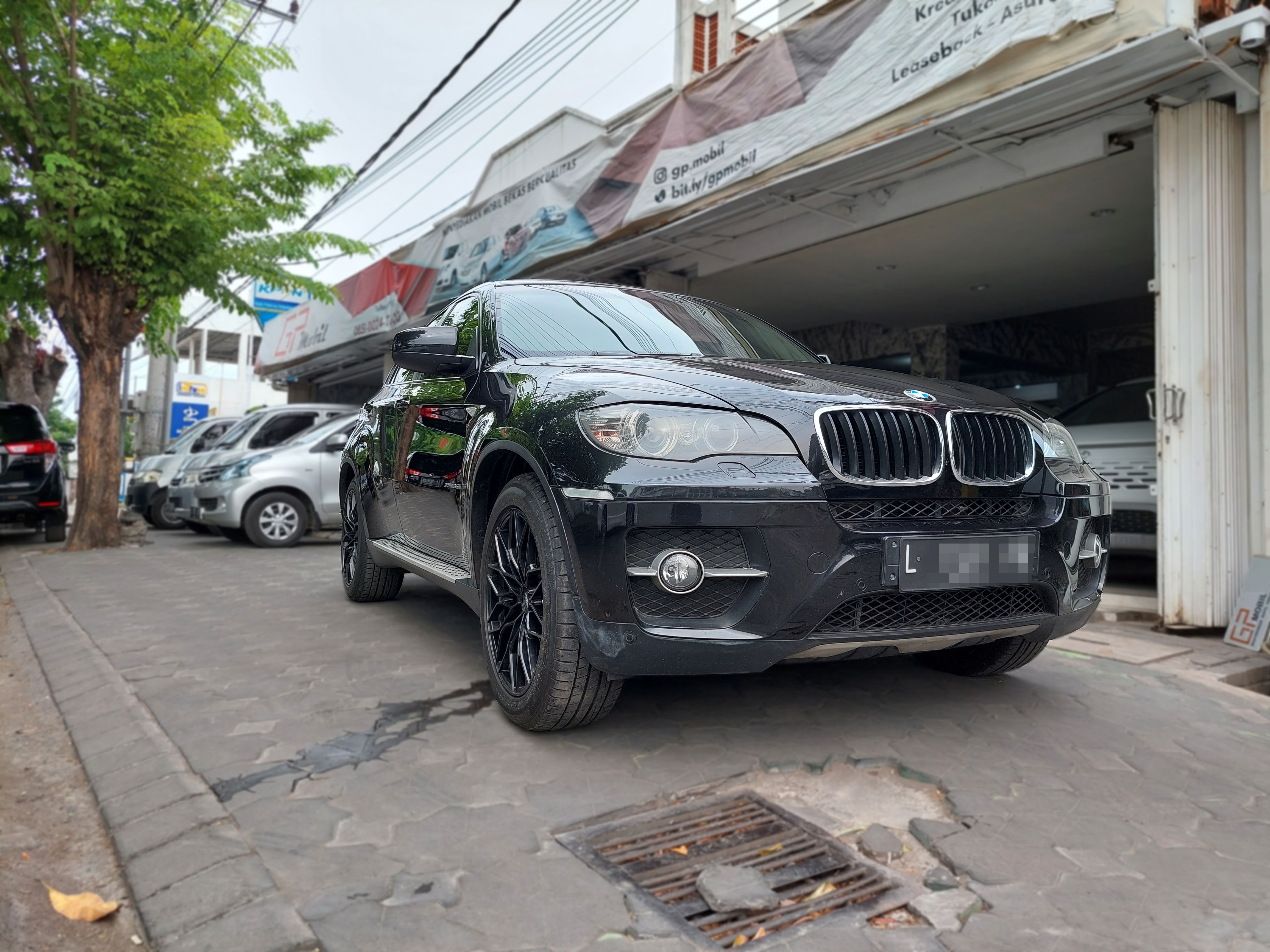 2010 BMW X6 2010 BMW X6