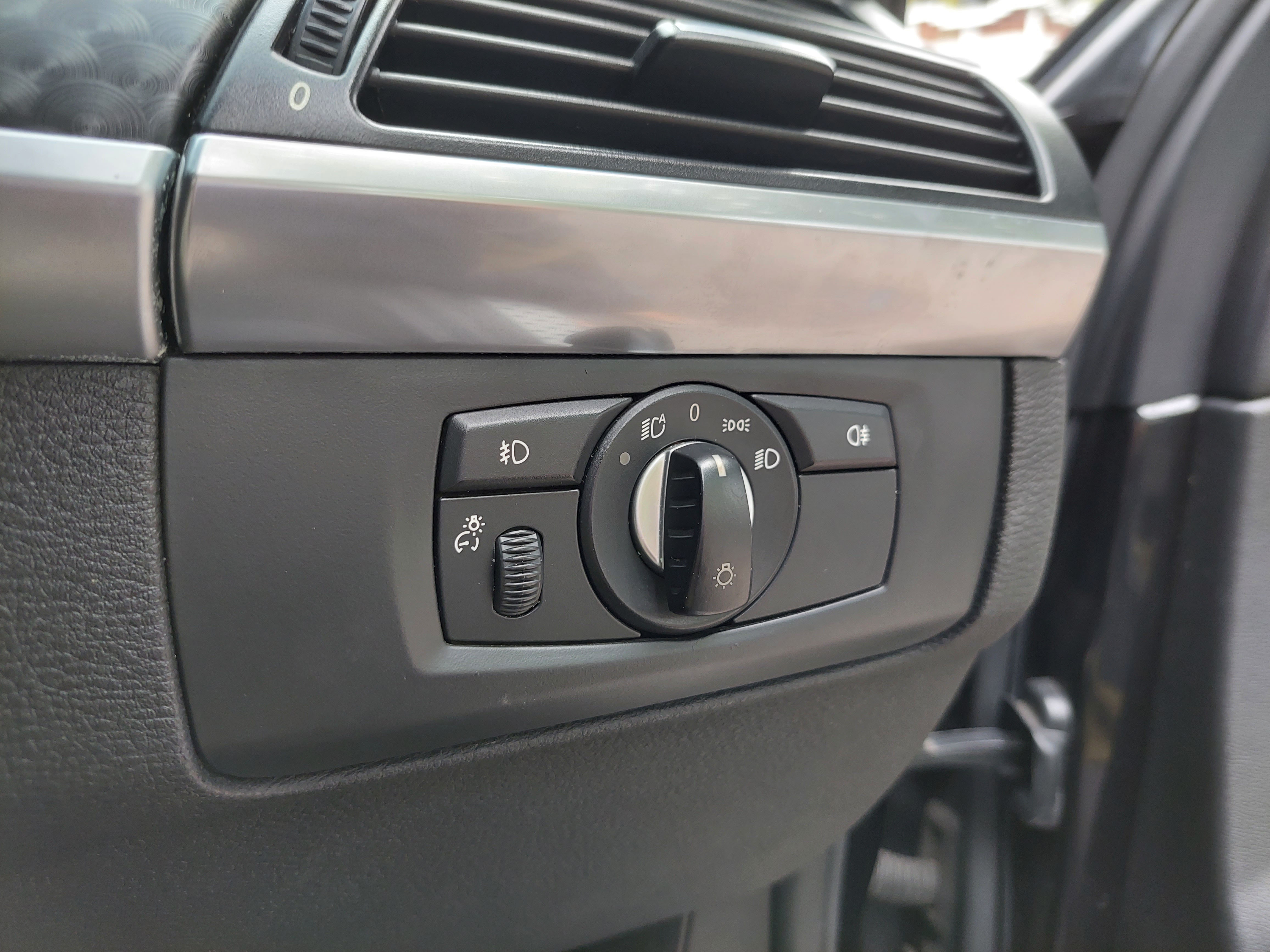 2010 BMW X6 2010 BMW X6