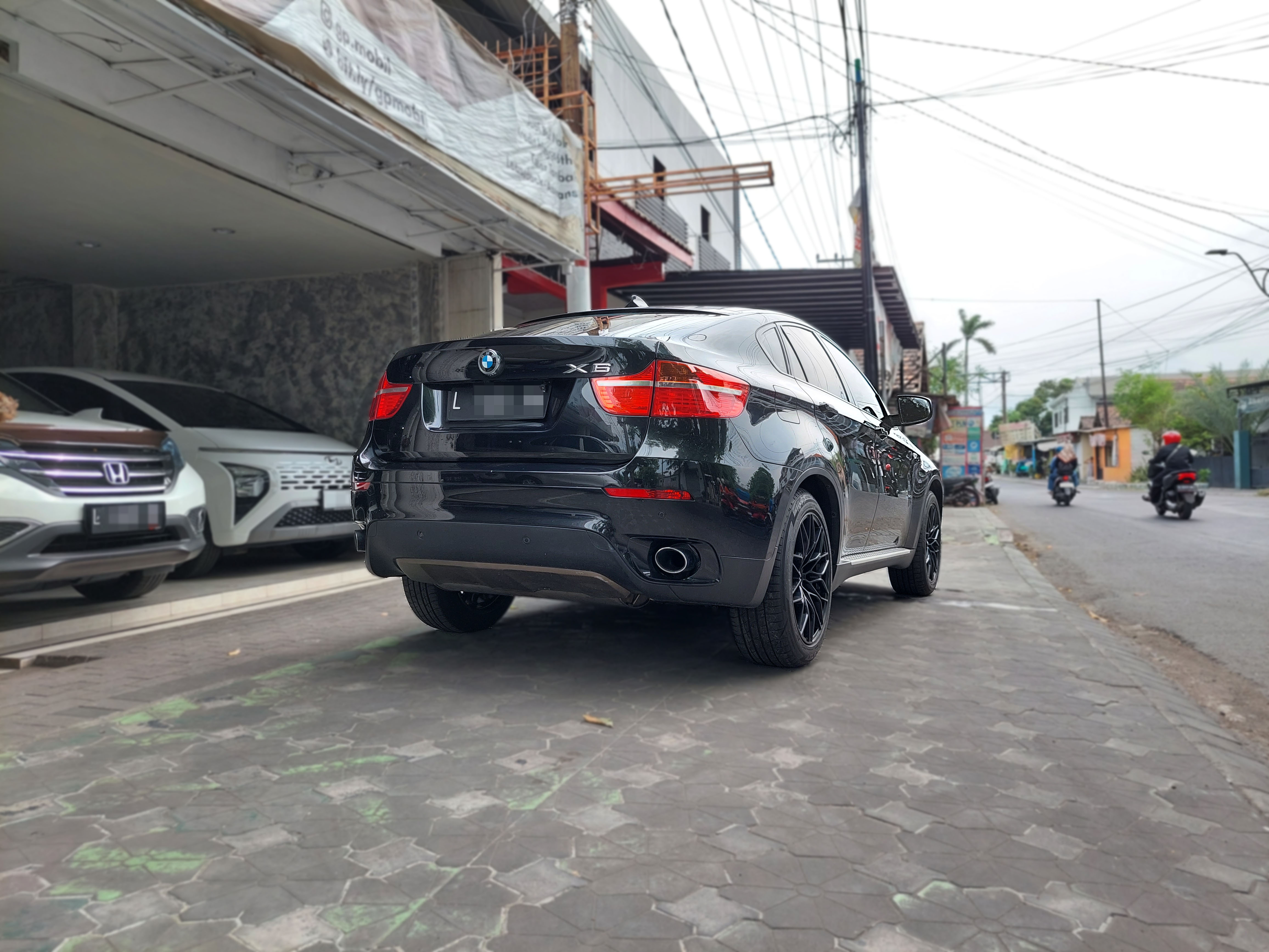 2010 BMW X6 2010 BMW X6