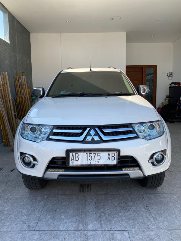 2013 Mitsubishi Pajero Sport  2013 Mitsubishi Pajero Sport