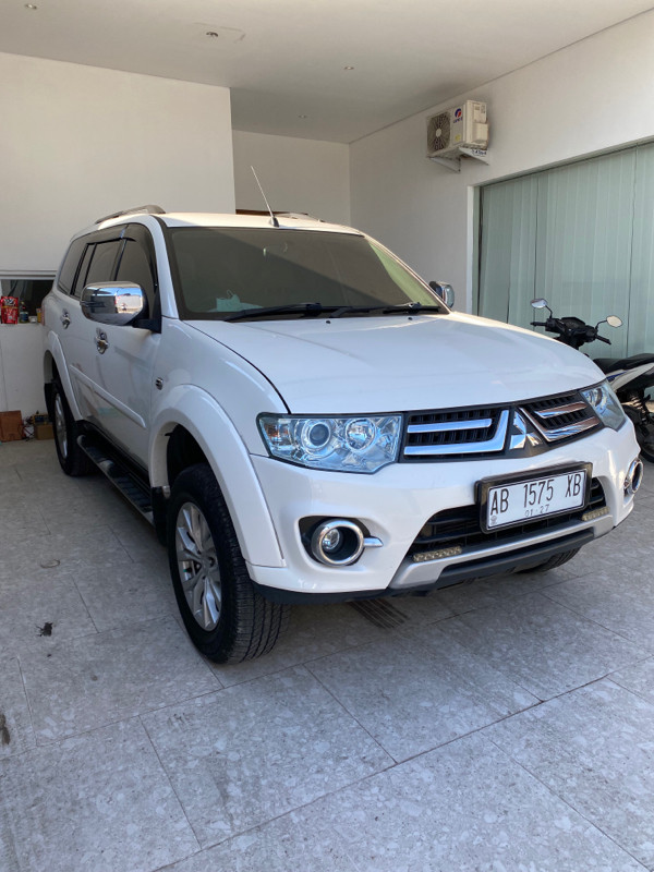 2013 Mitsubishi Pajero Sport  2013 Mitsubishi Pajero Sport