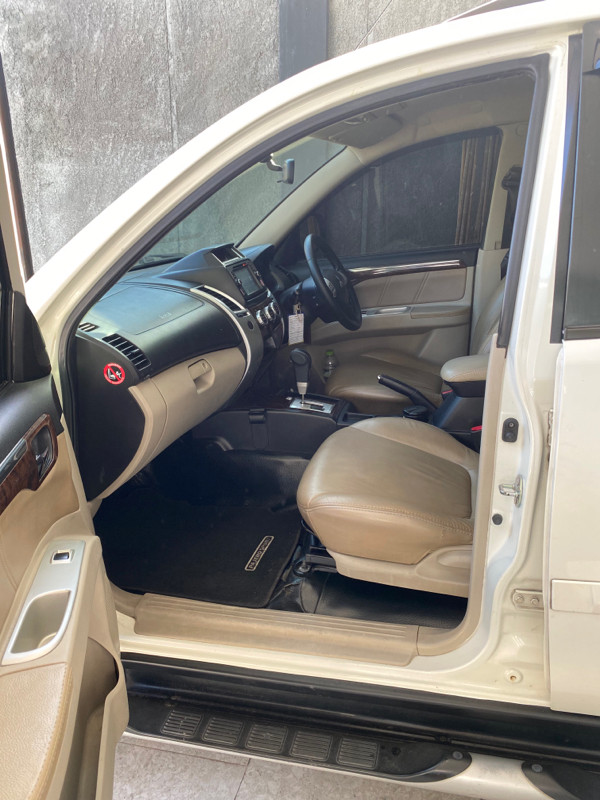 2013 Mitsubishi Pajero Sport  2013 Mitsubishi Pajero Sport