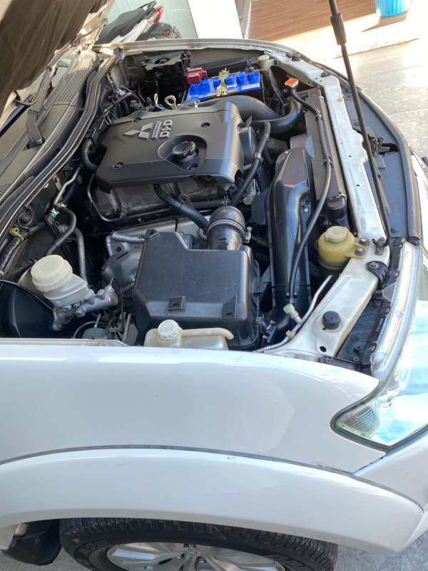 2013 Mitsubishi Pajero Sport  2013 Mitsubishi Pajero Sport