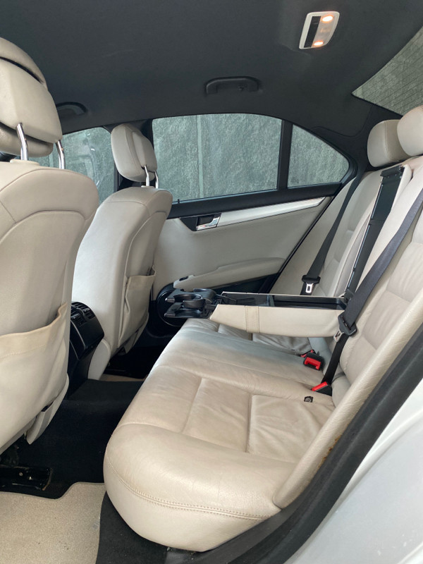 2010 Mercedes Benz C-Class 2010 Mercedes Benz C-Class