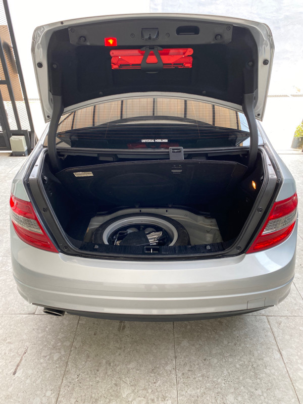 2010 Mercedes Benz C-Class 2010 Mercedes Benz C-Class