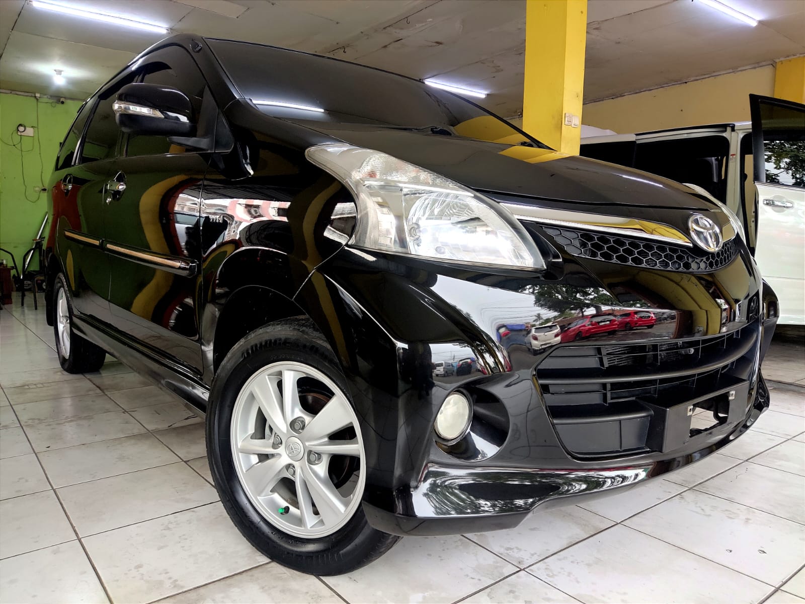 2014 Toyota Avanza Veloz 2014 Toyota Avanza Veloz