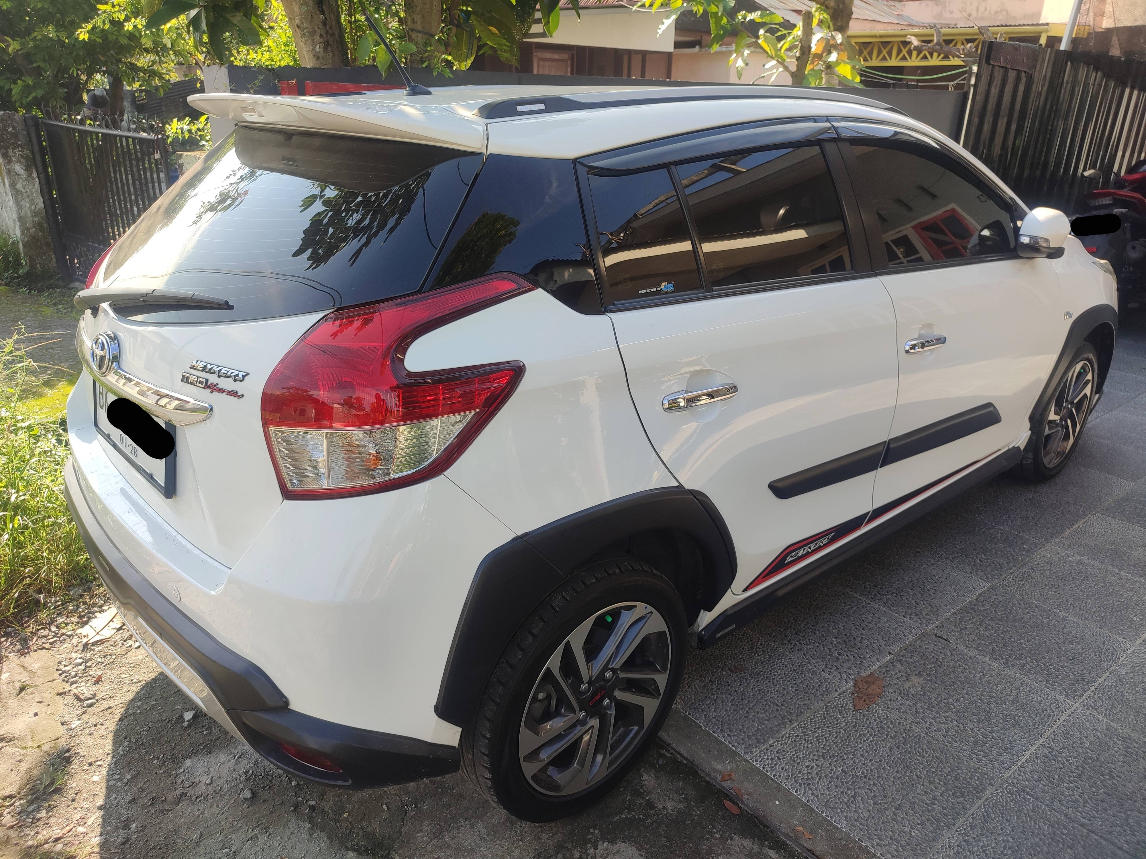 2017 Toyota Yaris 2017 Toyota Yaris