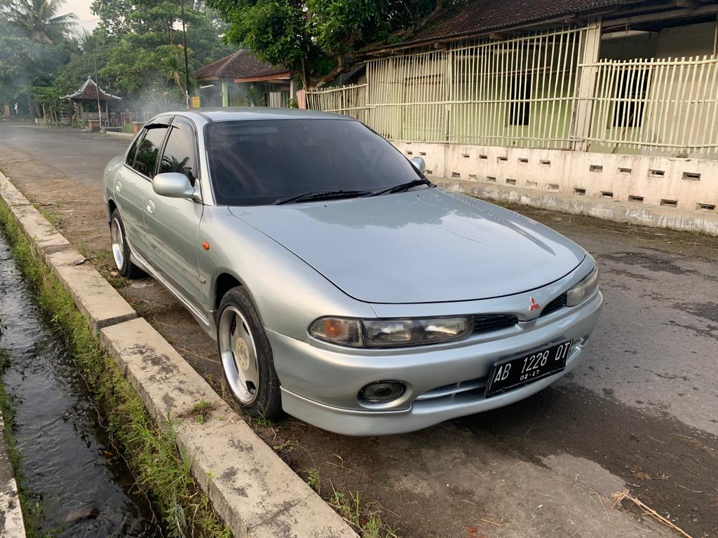Second Hand 1993 Mitsubishi Galant 2.0 DOHC MT SDN Second Hand 1993 Mitsubishi Galant 2.0 DOHC MT SDN