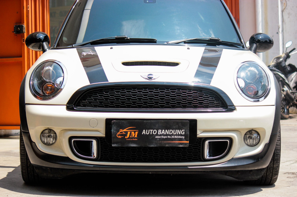 Second Hand 2012 MINI Cooper S Second Hand 2012 MINI Cooper S