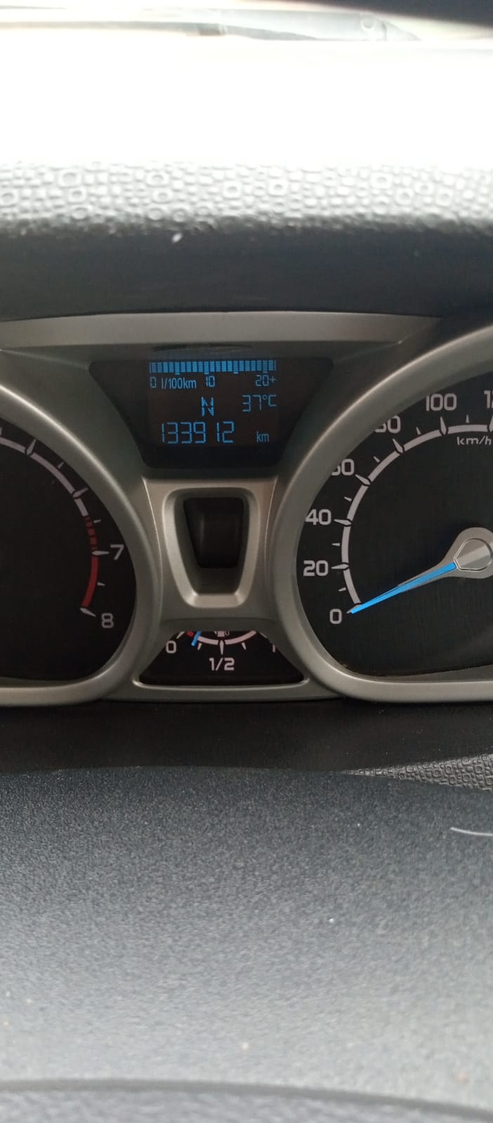 2014 Ford Ecosport Titanium1.5L AT 2014 Ford Ecosport Titanium1.5L AT