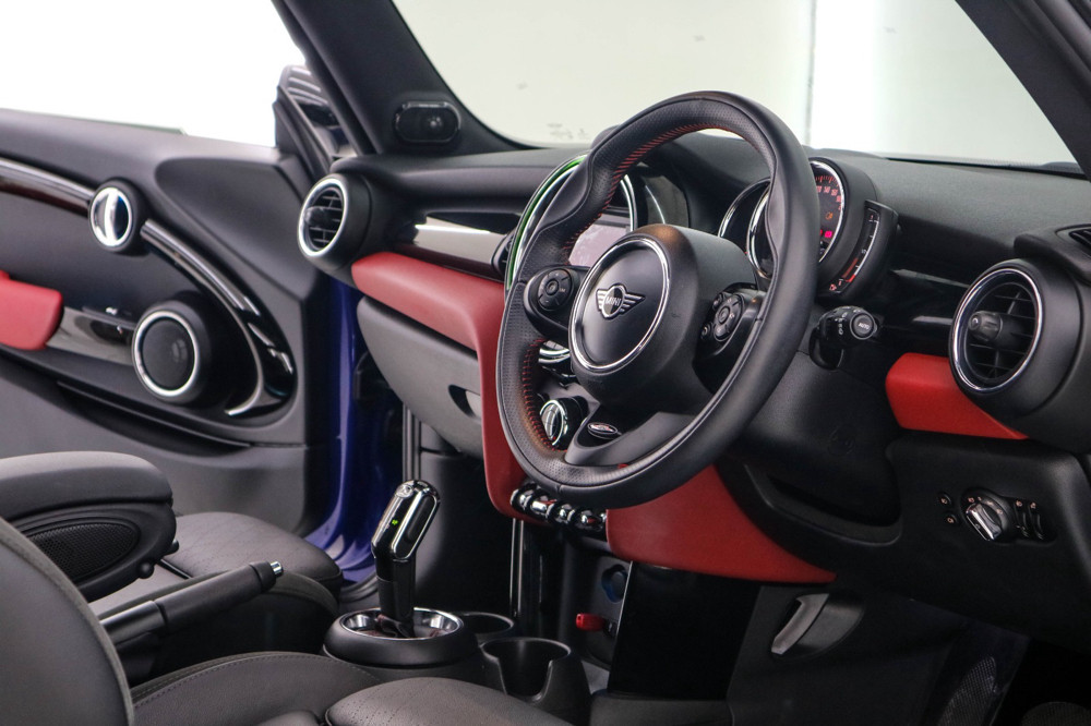 2019 MINI Cooper S 2019 MINI Cooper S