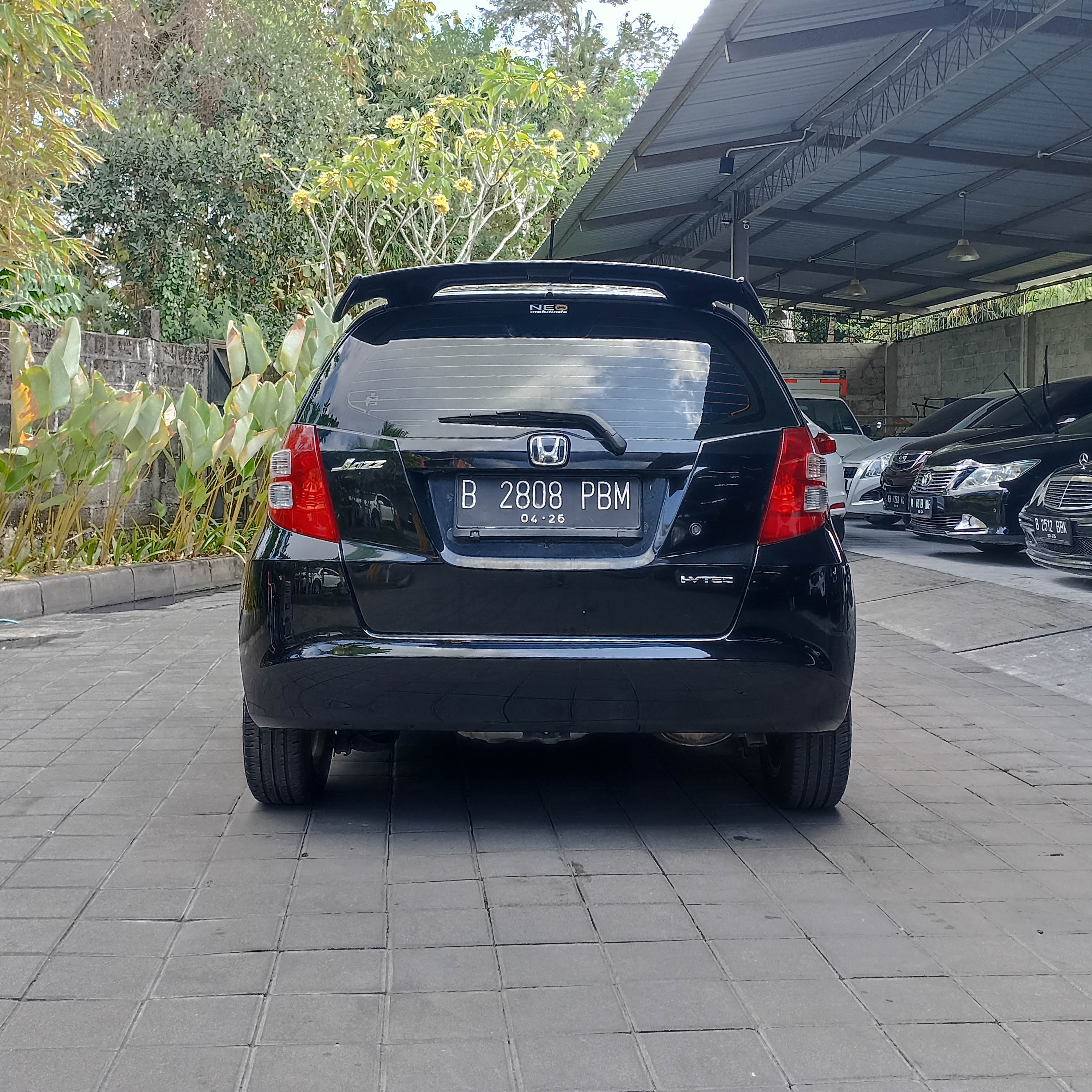 2011 Honda Jazz  1.5L S AT 2011 Honda Jazz  1.5L S AT