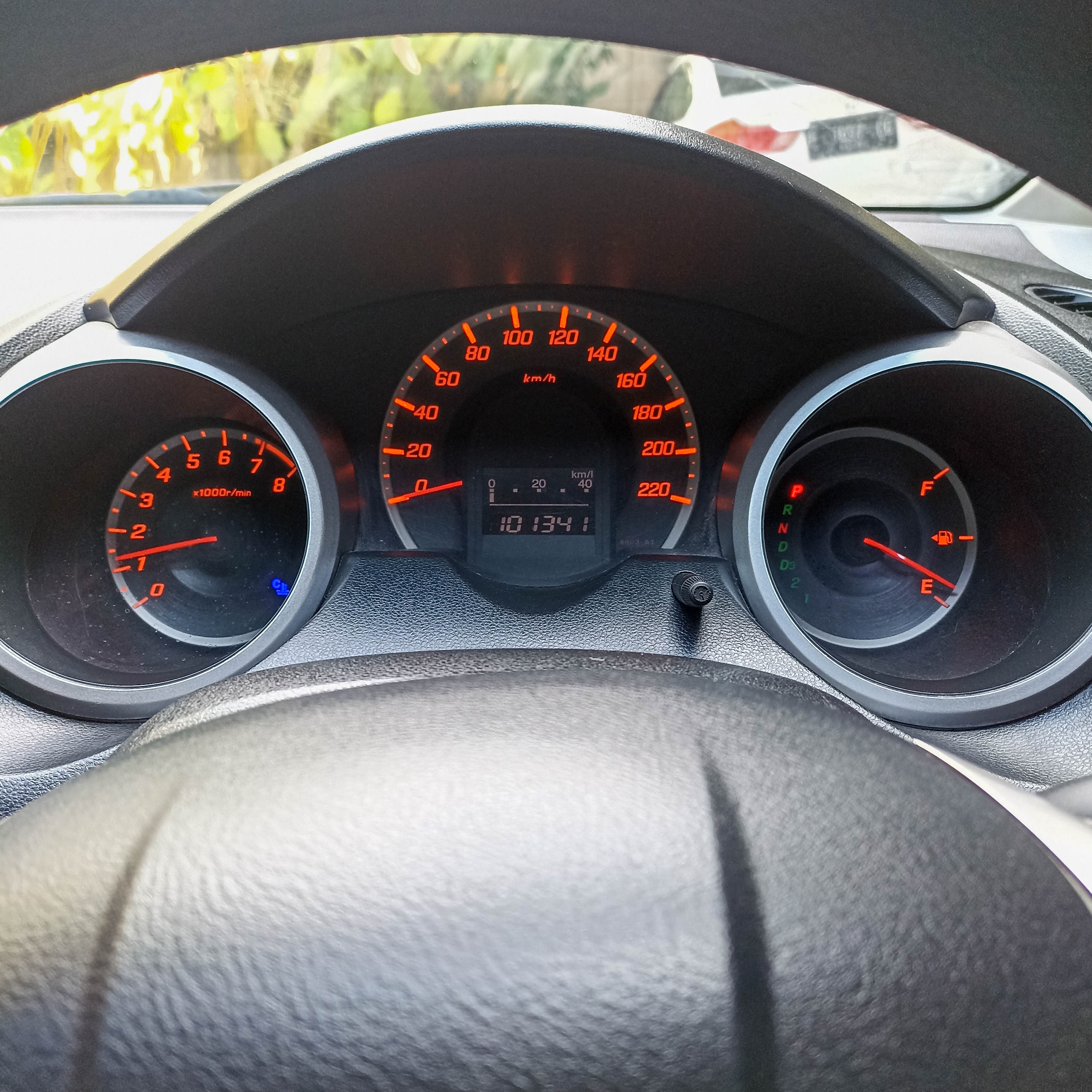 2011 Honda Jazz  1.5L S AT 2011 Honda Jazz  1.5L S AT