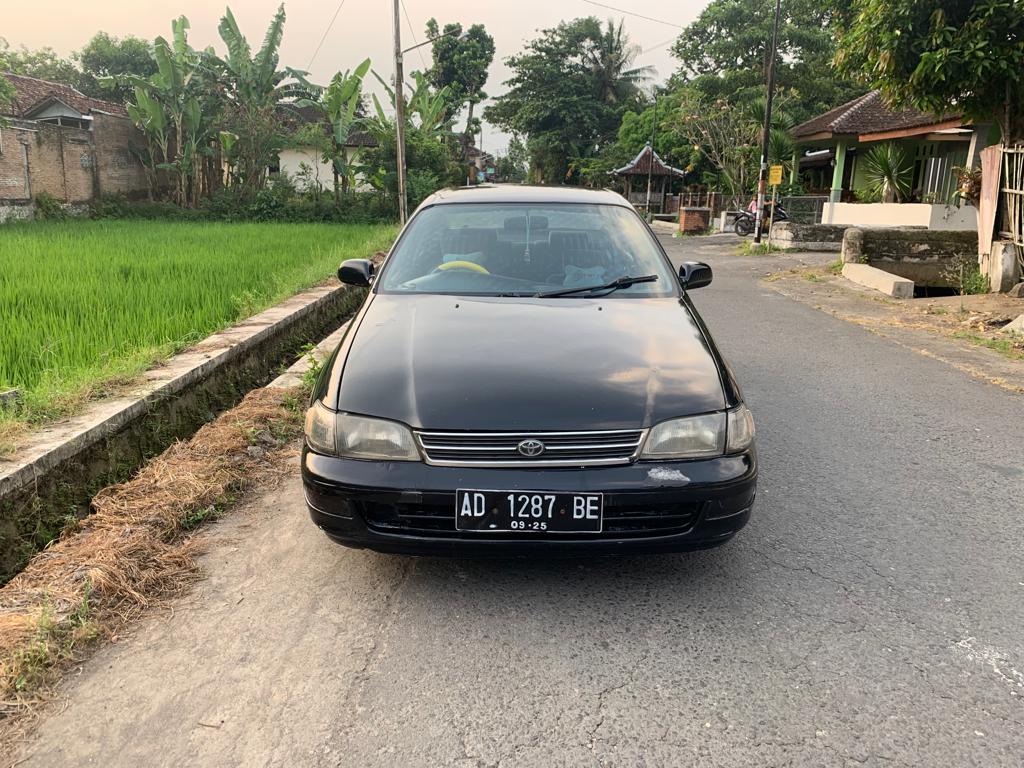 1993 Toyota Corona 1.6 MT Bekas 1993 Toyota Corona 1.6 MT Bekas