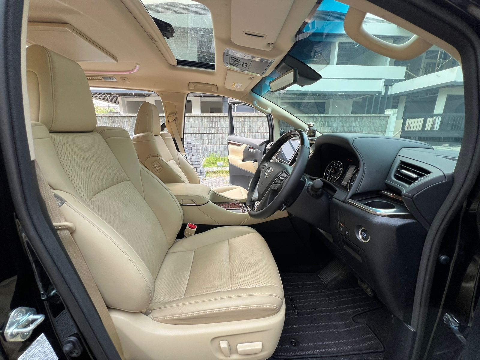 2022 Toyota Alphard 2022 Toyota Alphard