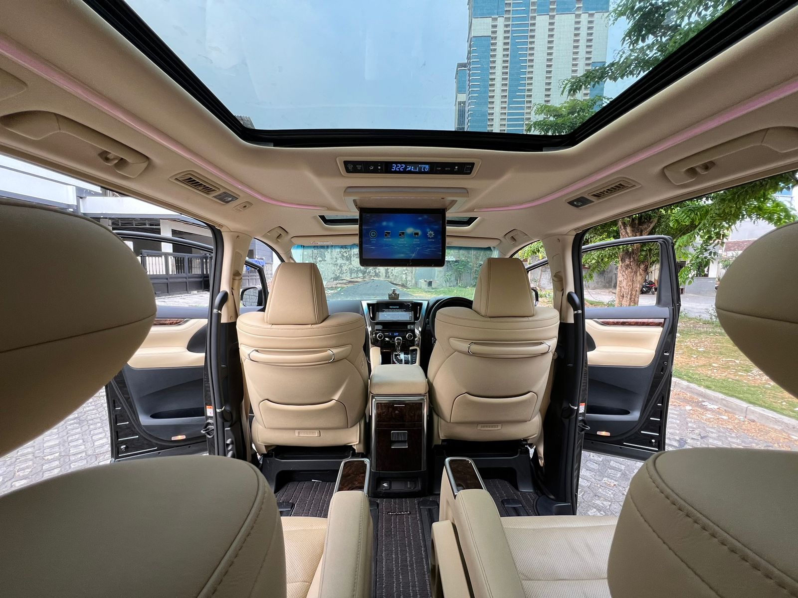 2022 Toyota Alphard 2022 Toyota Alphard