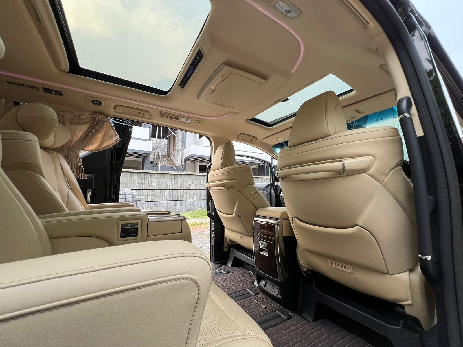 2022 Toyota Alphard 2022 Toyota Alphard