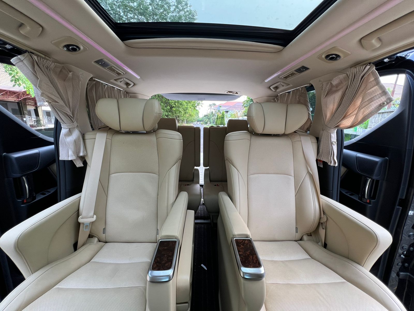 2022 Toyota Alphard 2022 Toyota Alphard