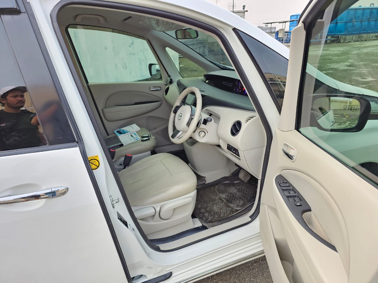 2015 Mazda Biante 2015 Mazda Biante