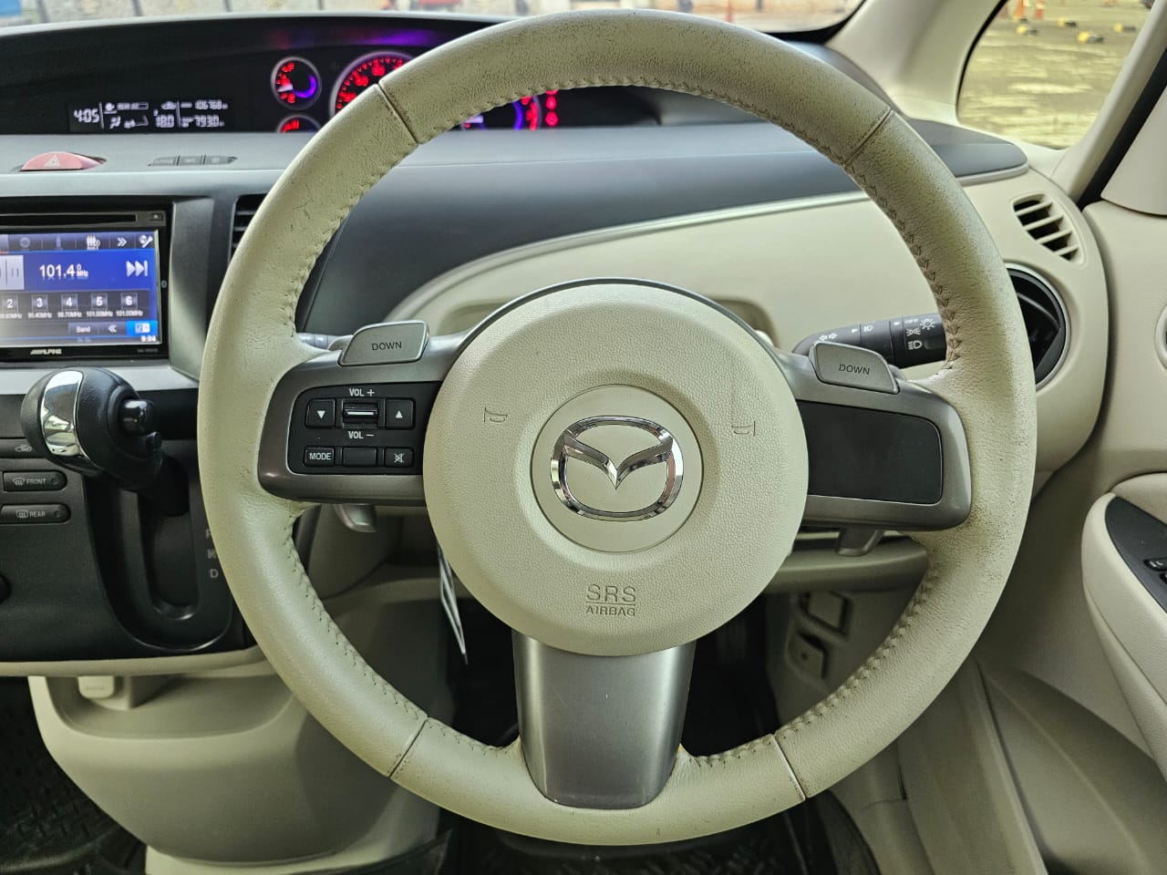 2015 Mazda Biante 2015 Mazda Biante