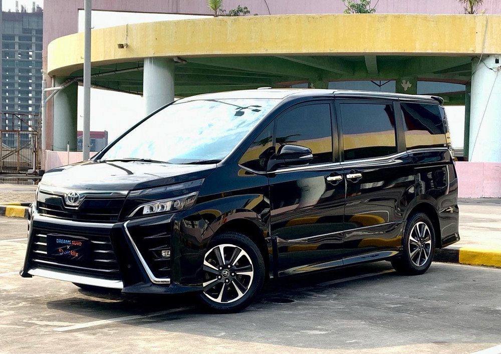 2018 Toyota Voxy 2018 Toyota Voxy