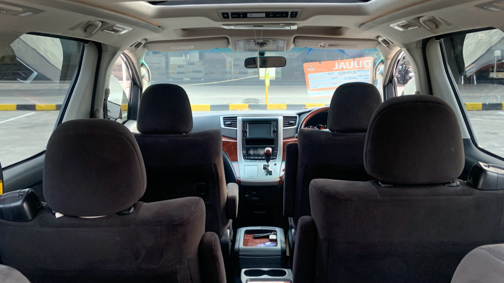 2010 Toyota Alphard 2010 Toyota Alphard