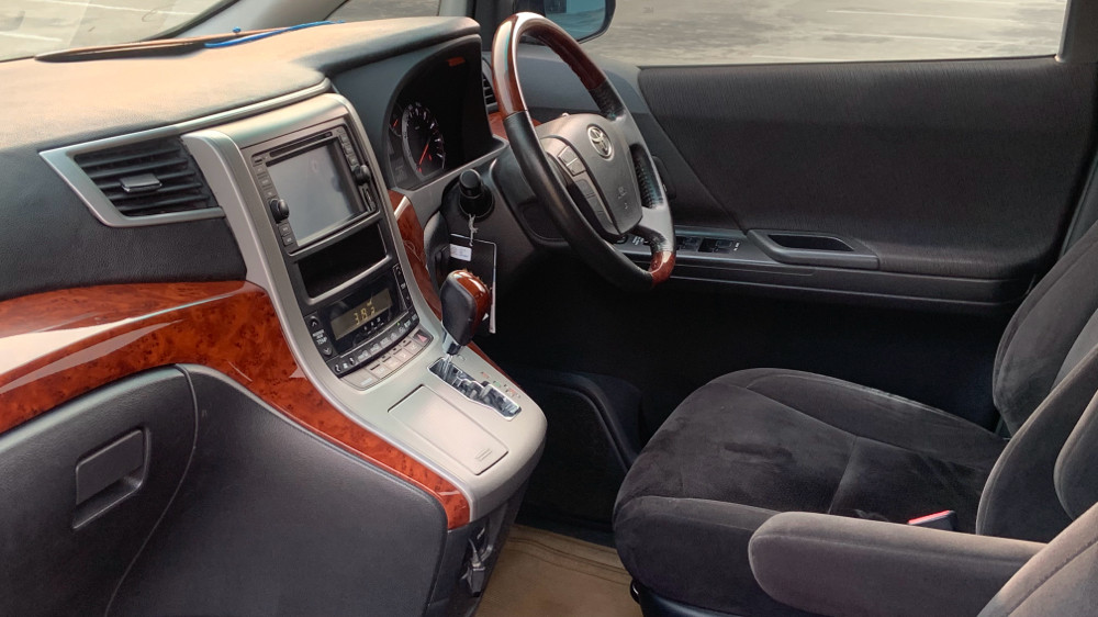 2010 Toyota Alphard 2010 Toyota Alphard
