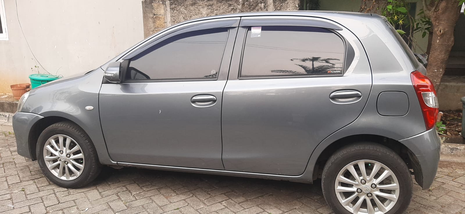 2013 Toyota Etios Valco 2013 Toyota Etios Valco