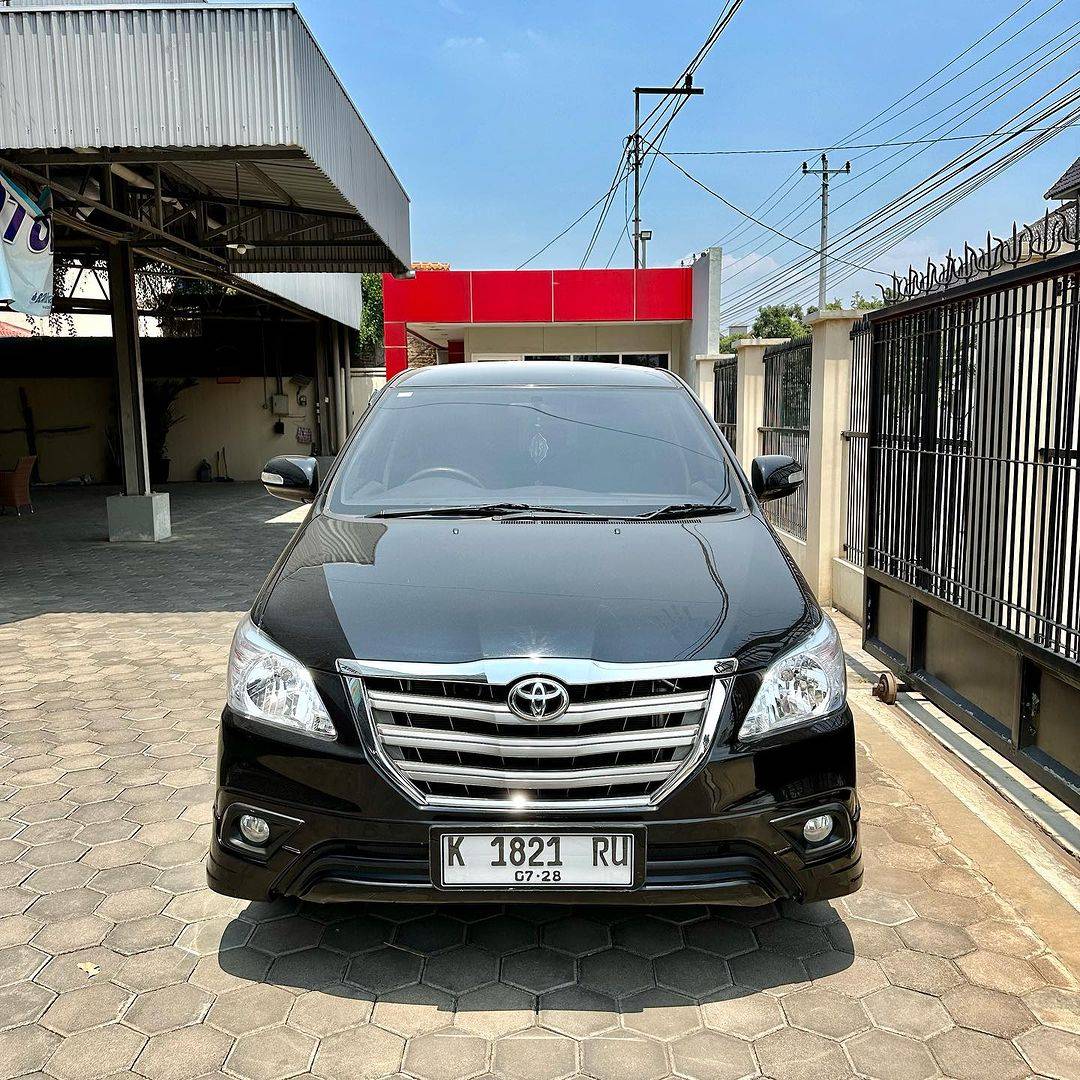 Second Hand 2015 Toyota Kijang Innova Second Hand 2015 Toyota Kijang Innova