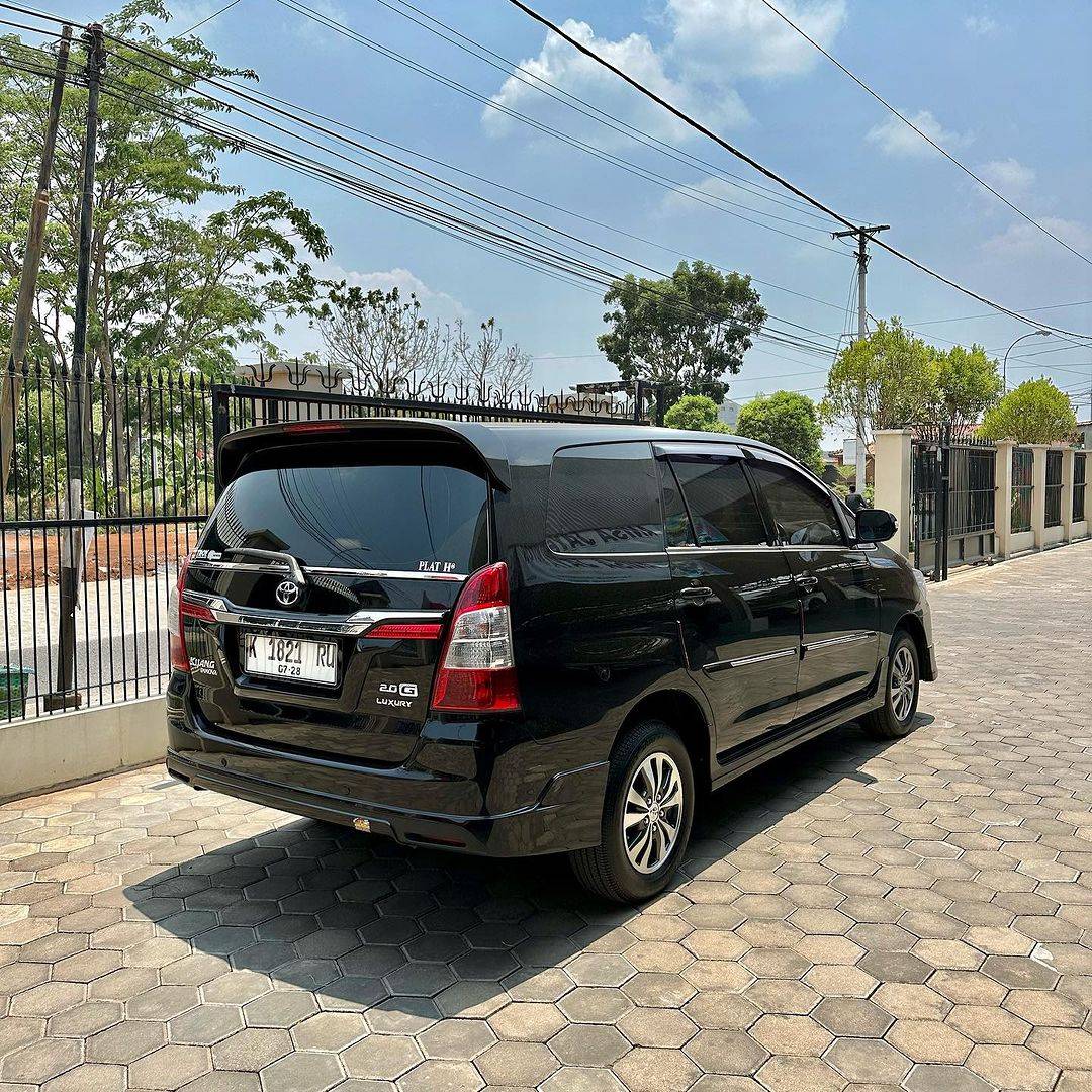 2015 Toyota Kijang Innova 2015 Toyota Kijang Innova