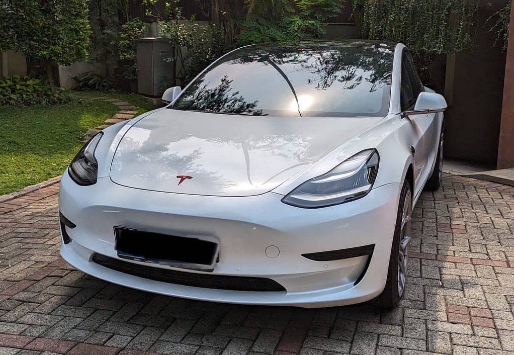 Tesla Model 3 Tesla Model 3