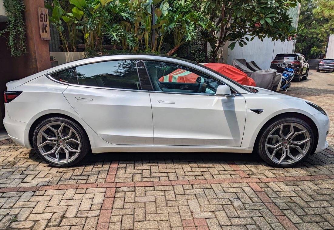 2019 Tesla Model 3 2019 Tesla Model 3