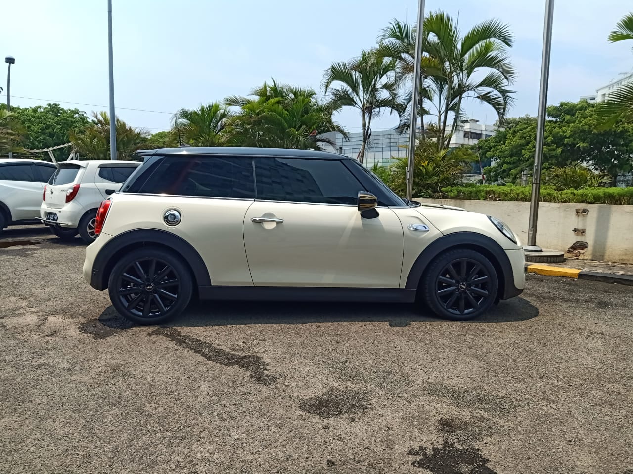 2015 MINI Cooper S 2015 MINI Cooper S