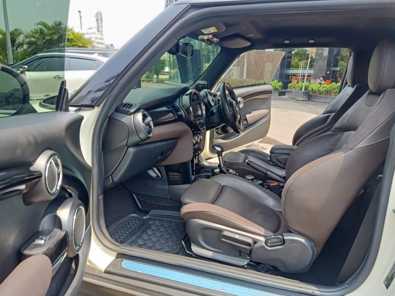 2015 MINI Cooper S 2015 MINI Cooper S