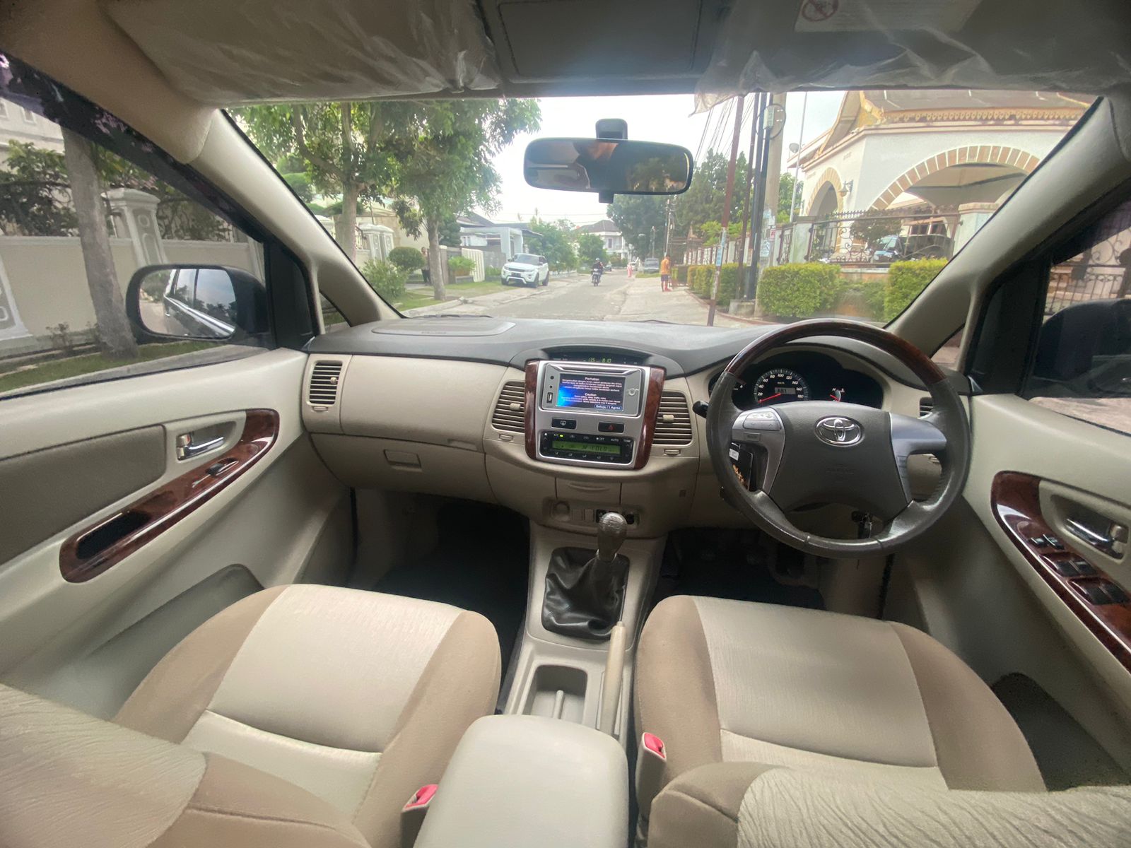 2005 Toyota Innova 2005 Toyota Innova