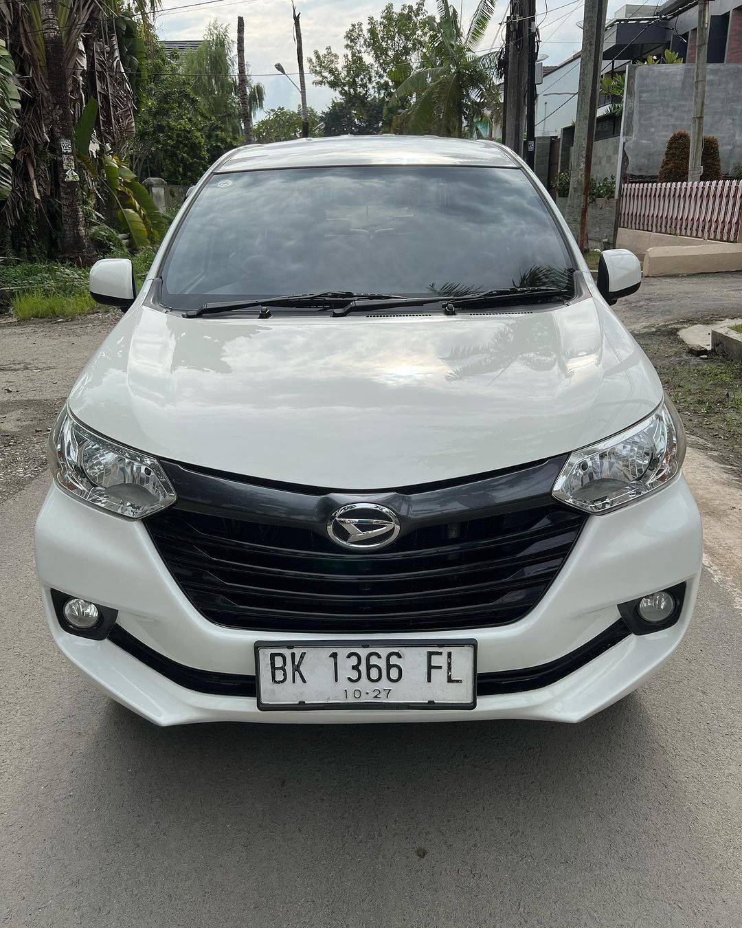 Second Hand 2017 Daihatsu Xenia Second Hand 2017 Daihatsu Xenia