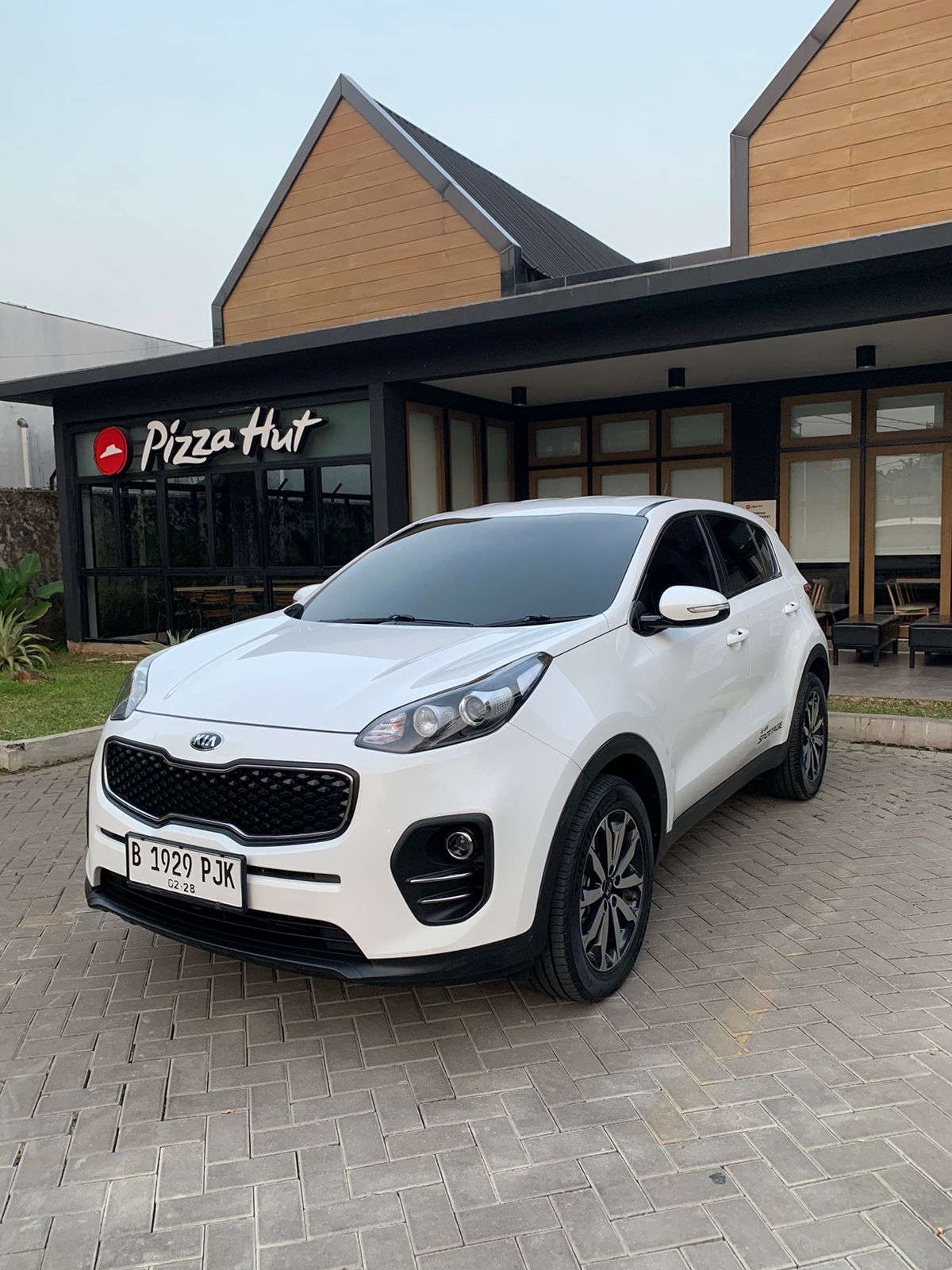 Second Hand 2016 Kia Sportage Second Hand 2016 Kia Sportage